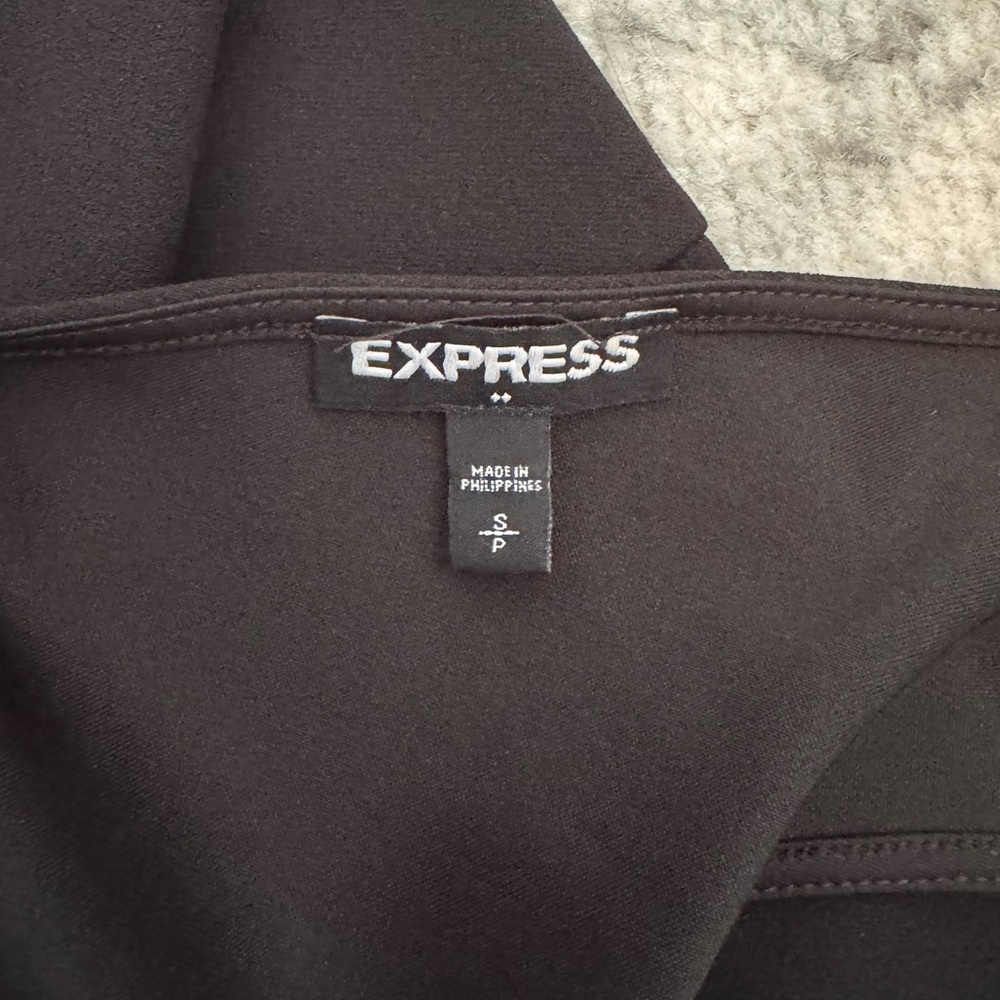 Express Dress - Picture 5 of 6